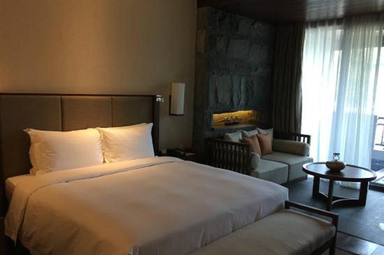 Doubletree Resort By Hilton Hotel Hainan - Qixianling Hot Spring Baoting Dış mekan fotoğraf