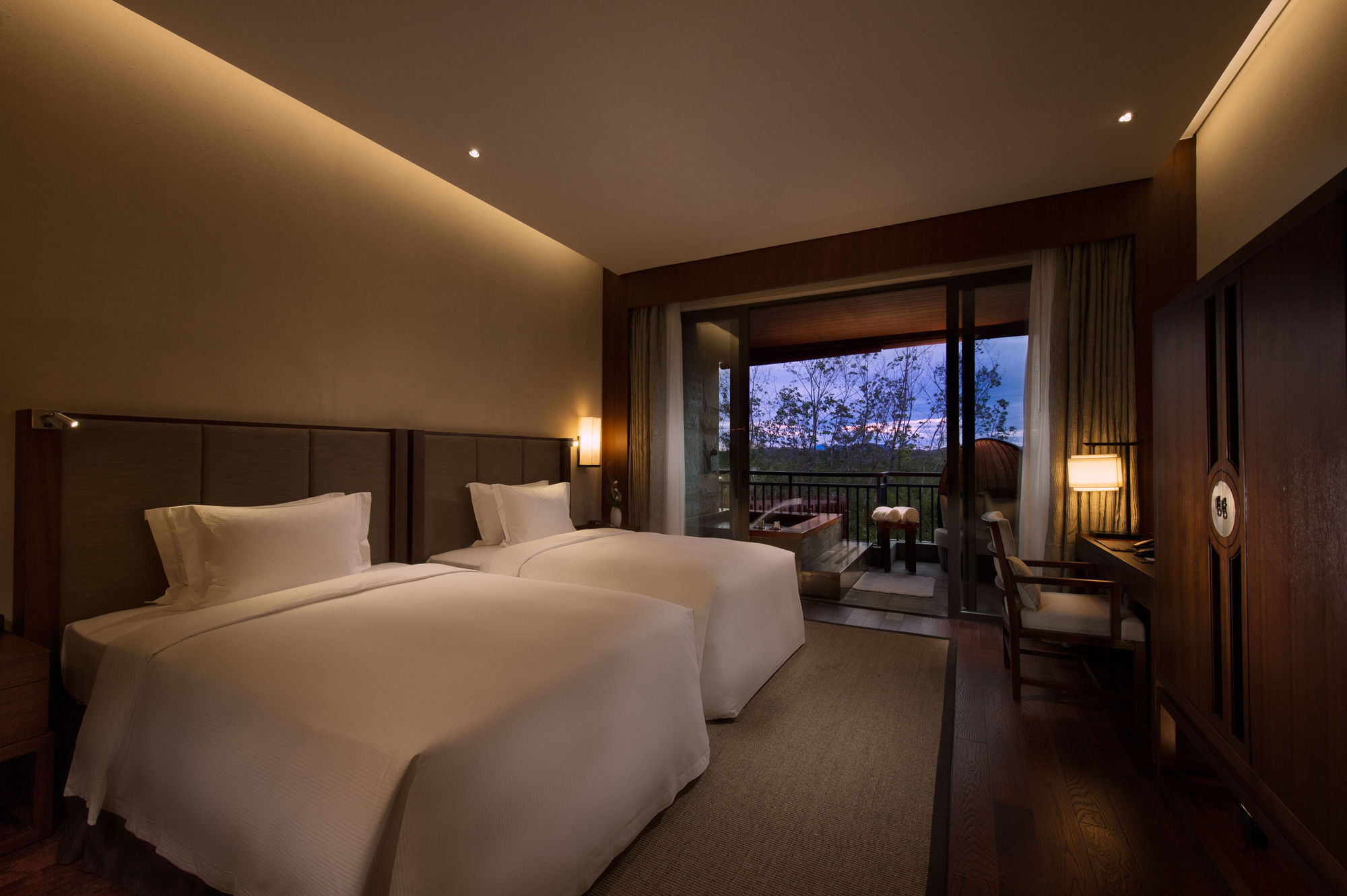 Doubletree Resort By Hilton Hotel Hainan - Qixianling Hot Spring Baoting Dış mekan fotoğraf