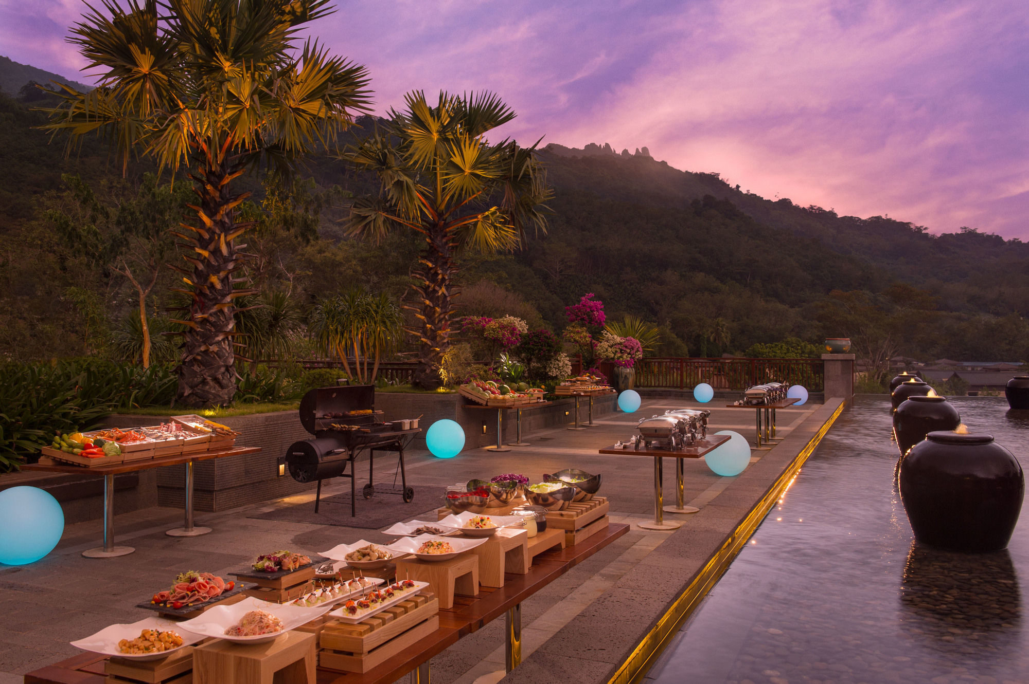 Doubletree Resort By Hilton Hotel Hainan - Qixianling Hot Spring Baoting Dış mekan fotoğraf