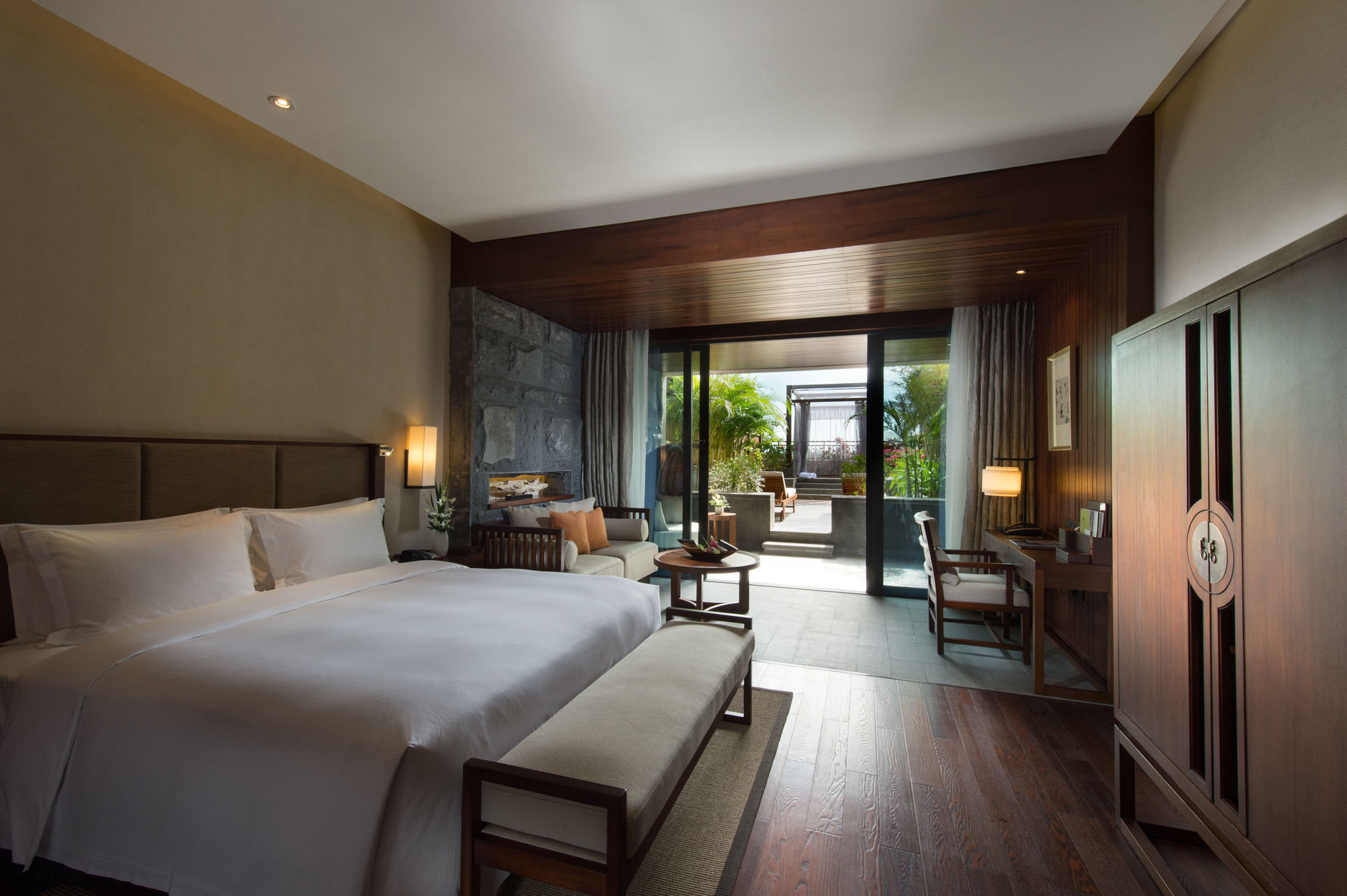 Doubletree Resort By Hilton Hotel Hainan - Qixianling Hot Spring Baoting Dış mekan fotoğraf